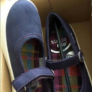 Stride Rite Mary Janes Sneakers